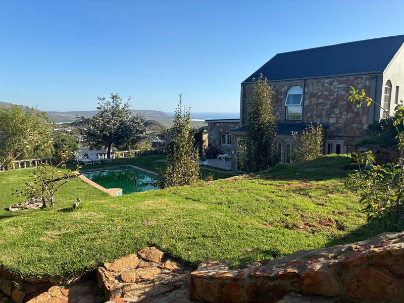 To Let 5 Bedroom Property for Rent in San Michel Western Cape